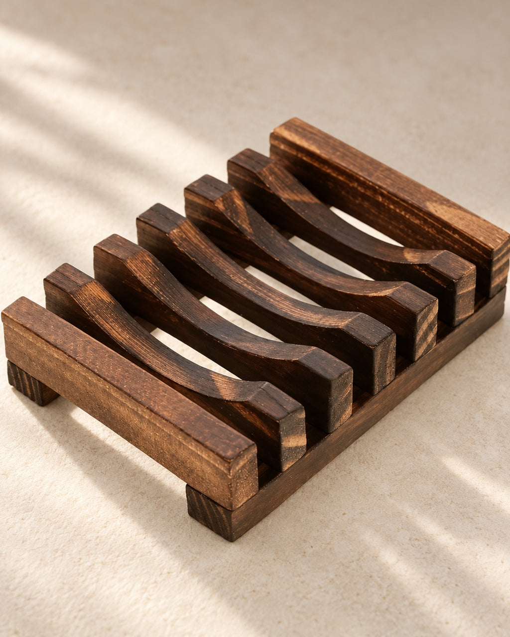 Close-up of the wooden slats and drainage gaps.